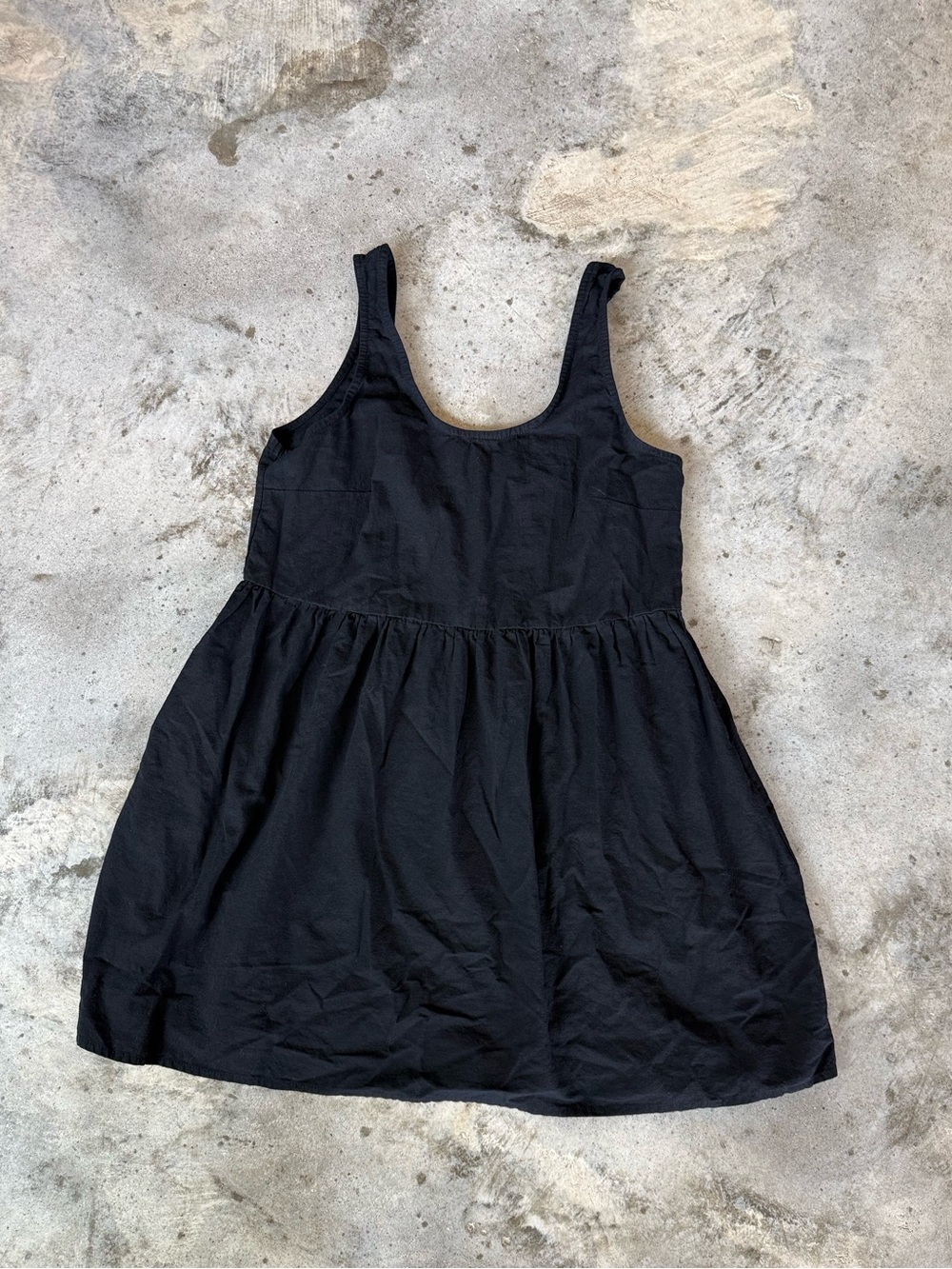 Mary Wyatt Dahlia Smock Dress - Picture 2 of 8